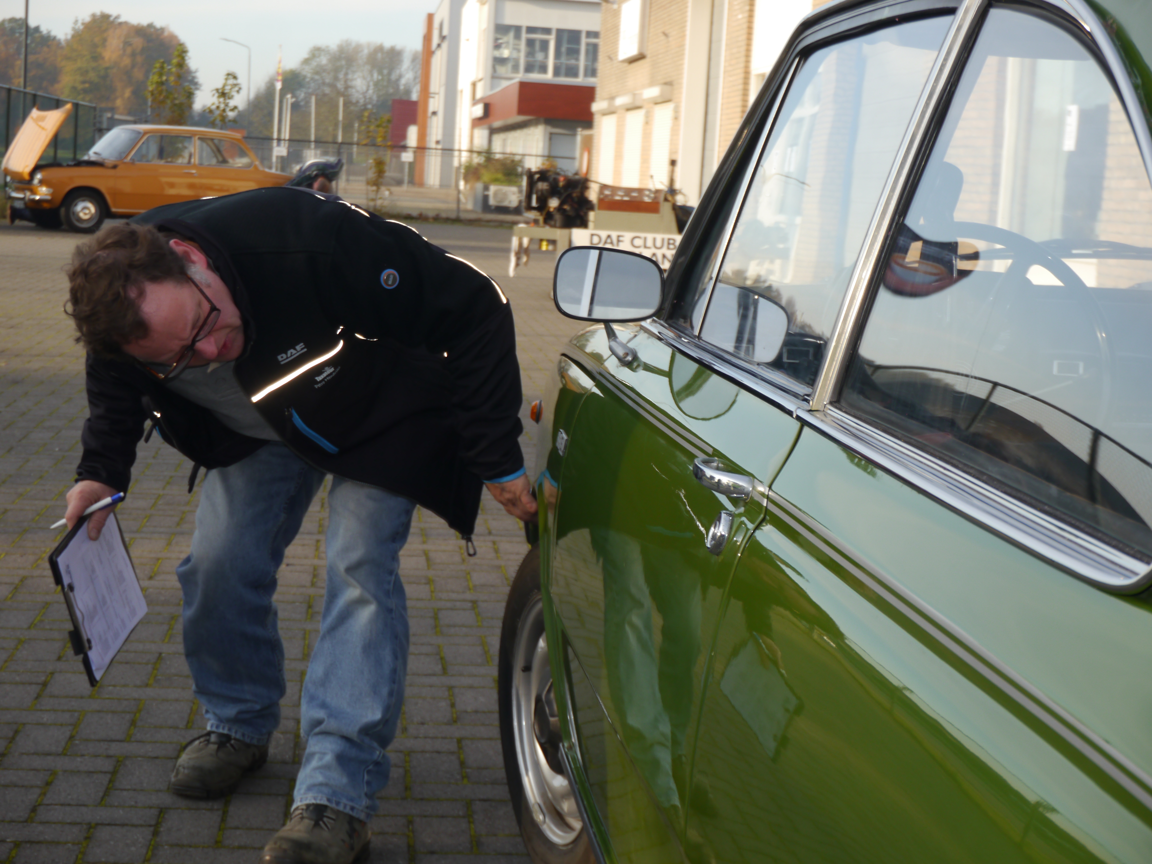 Inspectie (Daf 66 coupé)